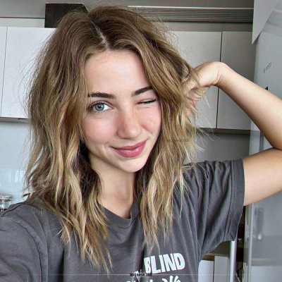 Emily Rudd        