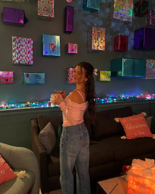 Brooke Hyland instagram post 482551