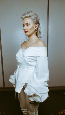 Anne-Marie pic #942704