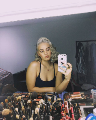 Anne-Marie pic #942375
