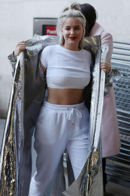 Anne-Marie pic #990312