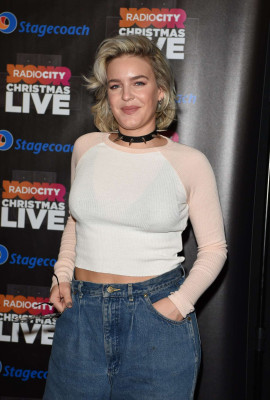 Anne-Marie pic #1102156