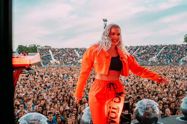 Anne-Marie pic #1038997
