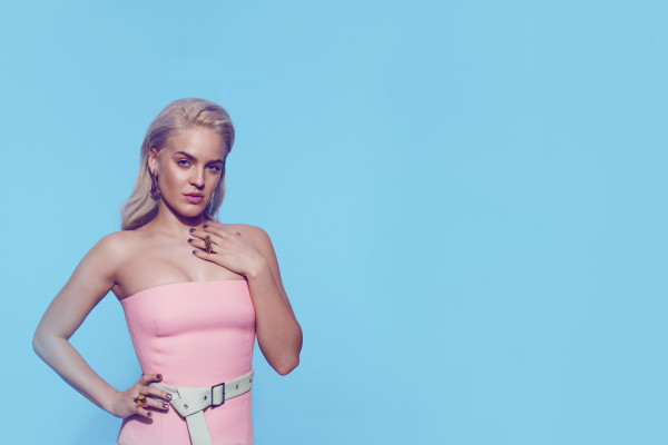 Anne-Marie pic #932265