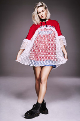 Anne-Marie pic #992664