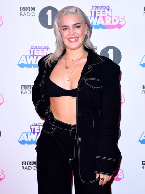 Anne-Marie pic #979786