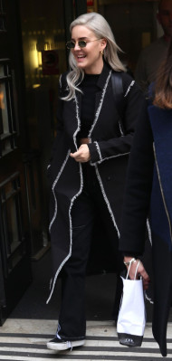 Anne-Marie pic #979787