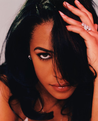 Aaliyah pic #43227