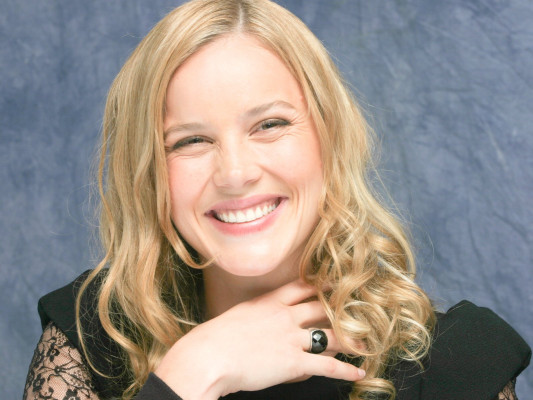 photo 28 in Abbie Cornish gallery [id240248] 2010-03-05 00:00:00