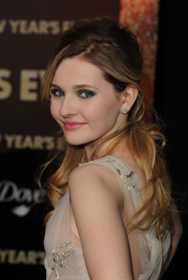 photo 23 in Abigail Breslin gallery [id427816] 2011-12-08 00:00:00