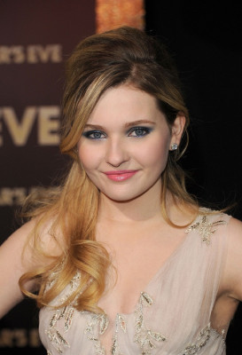 photo 24 in Abigail Breslin gallery [id427810] 2011-12-08 00:00:00