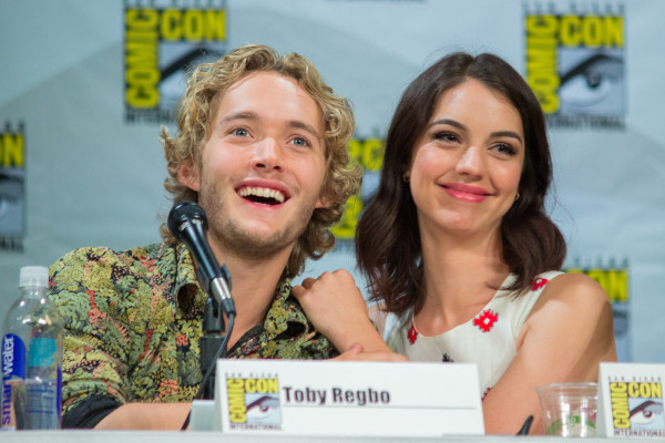 Adelaide Kane pic #733018
