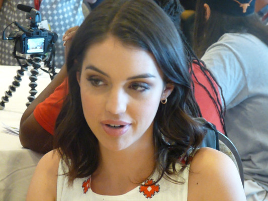 Adelaide Kane pic #730912