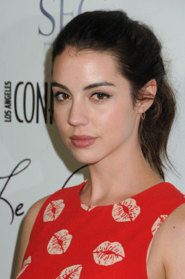 Adelaide Kane pic #778961