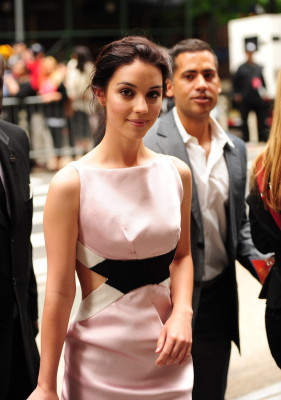 Adelaide Kane pic #718074