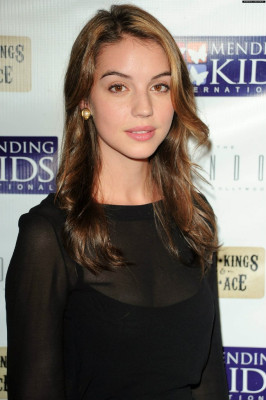 Adelaide Kane pic #716667