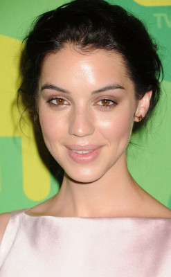 photo 8 in Adelaide Kane gallery [id712291] 2014-06-26 00:00:00