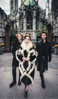 Adelaide Kane pic #684103