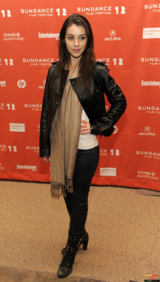 Adelaide Kane pic #716674