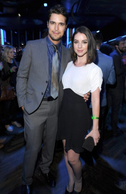 Adelaide Kane pic #708149
