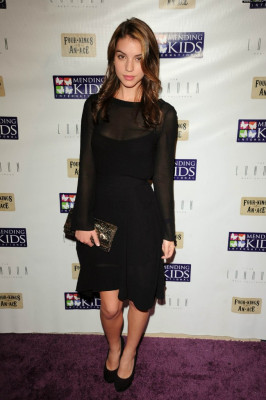 Adelaide Kane pic #684144