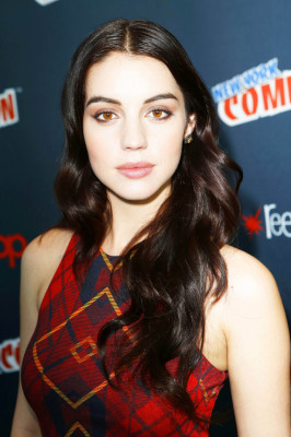 Adelaide Kane pic #717812