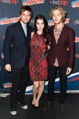 Adelaide Kane pic #715243