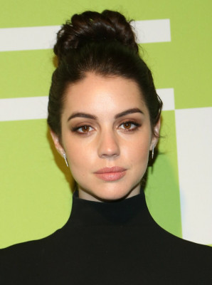 Adelaide Kane pic #776316