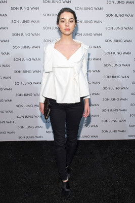 Adelaide Kane pic #768787