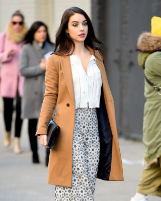 Adelaide Kane pic #833700