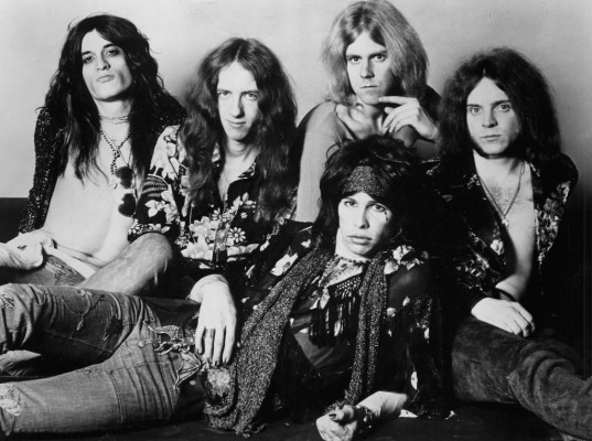 photo 9 in Aerosmith gallery [id279459] 2010-08-20 00:00:00