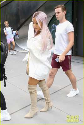 photo 8 in Ariana Grande gallery [id1053118] 2018-07-24 00:00:00