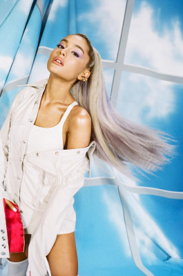 photo 26 in Ariana Grande gallery [id1041352] 2018-06-01 00:00:00