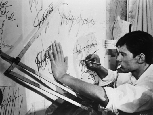 Alain Delon pic #352593