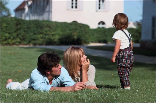 photo 15 in Alain Delon gallery [id469625] 2012-04-02 00:00:00