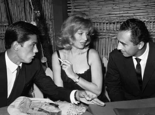 Alain Delon pic #371527