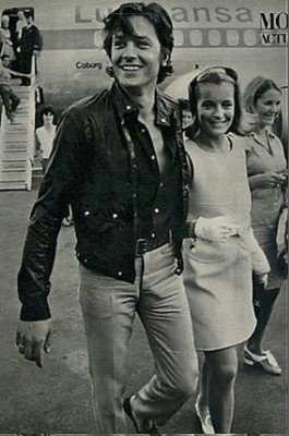 Alain Delon pic #357142