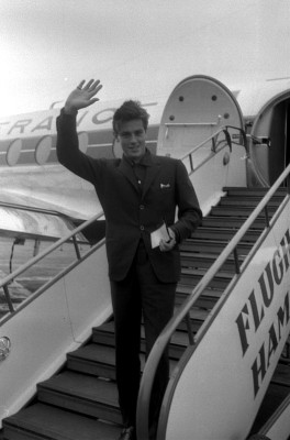 Alain Delon pic #101183