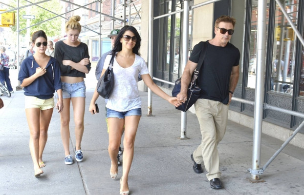Alec Baldwin pic #510405