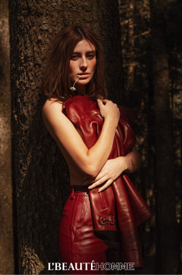 photo 3 in Alejandra Guilmant gallery [id1371600] 2025-05-17 00:00:00