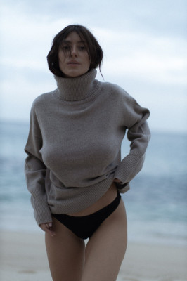 photo 5 in Alejandra Guilmant gallery [id1369292] 2025-04-11 00:00:00