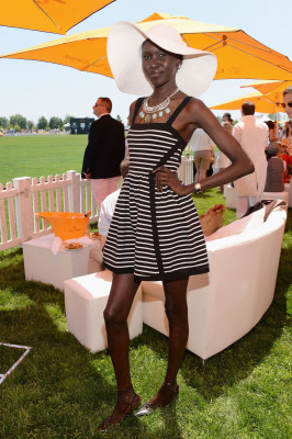 Alek Wek pic #610775