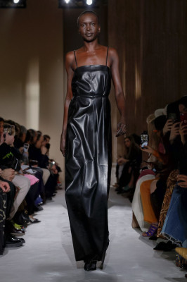 Alek Wek pic #1189488