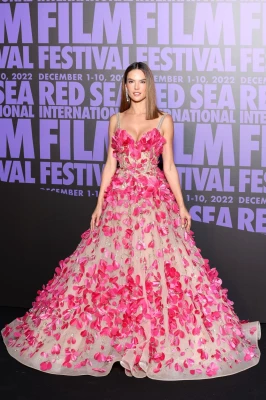 photo 9 in Alessandra Ambrosio gallery [id1304872] 2022-07-11 00:00:00