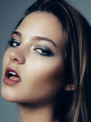 Alesya Kafelnikova pic #936306