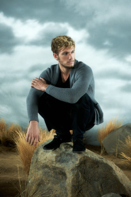 photo 15 in Alex Pettyfer gallery [id383647] 2011-06-06 00:00:00