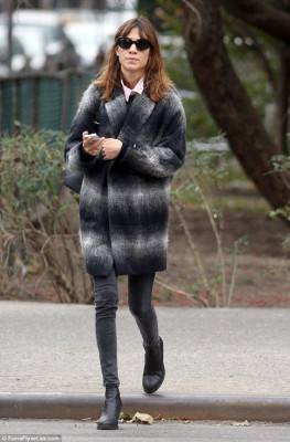 photo 5 in Alexa Chung gallery [id740104] 2014-11-11 00:00:00