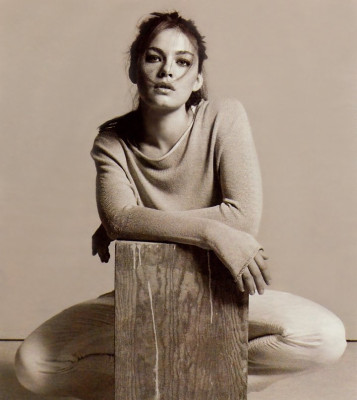photo 13 in Alexa Davalos gallery [id195647] 2009-11-06 00:00:00