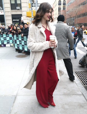 Alexandra Daddario pic #1003902