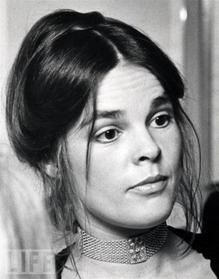 photo 24 in Ali MacGraw gallery [id379796] 2011-05-19 00:00:00